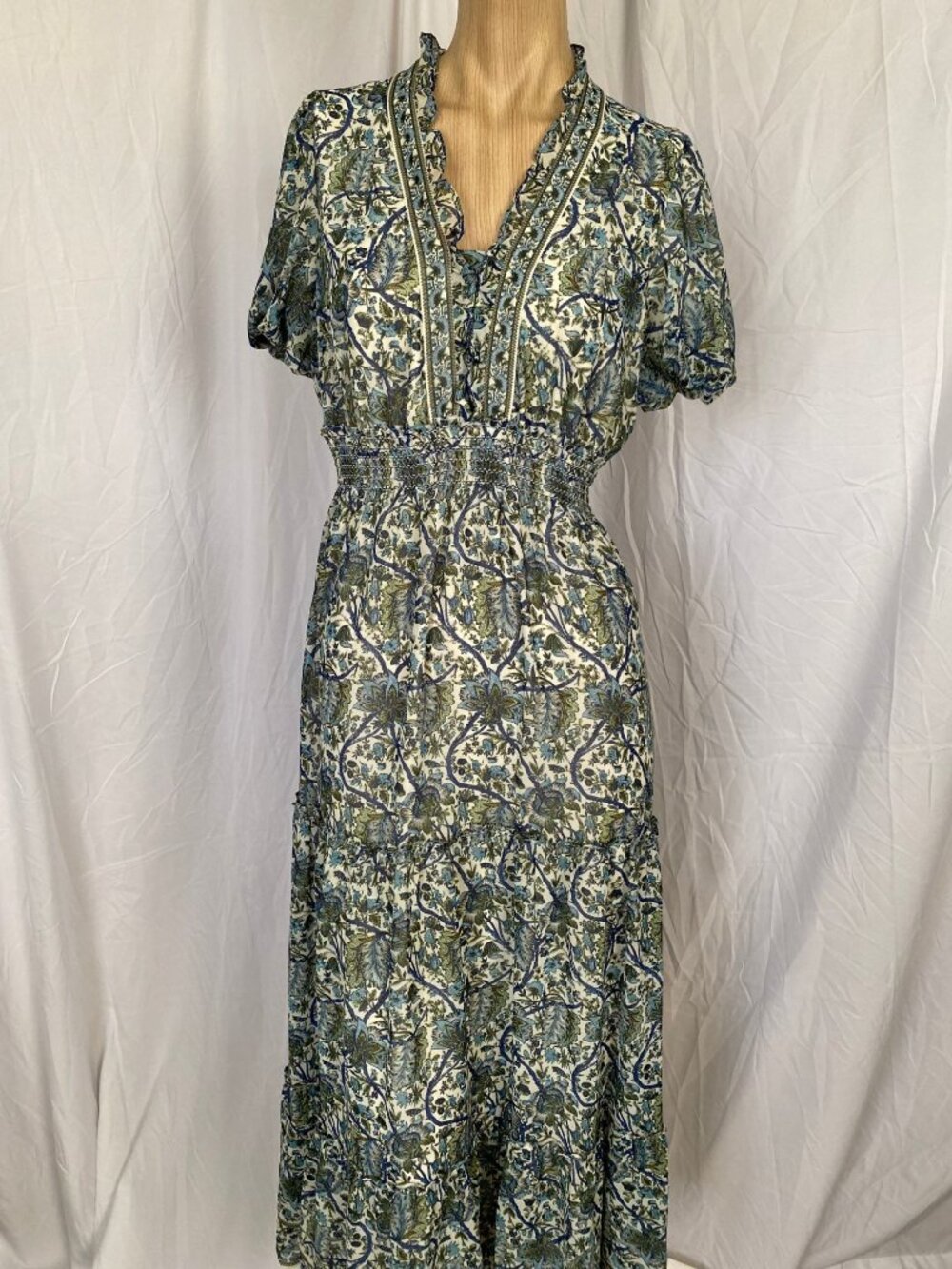 Max Studio Blue & Green Floral Print Midi Dress S Smocked Waist & Puff Sleeve
